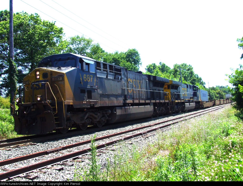 CSX 687